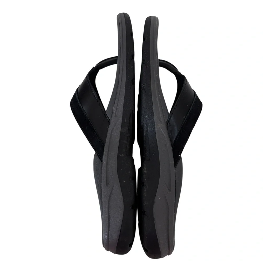 Vionic Men's Dennis Black Leather Flip Flops Sz 7